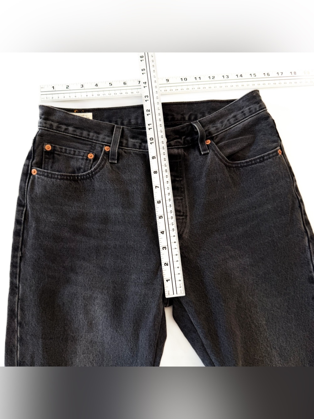Levi’s Premium 501 Original Fit Women 29 Take A Hint Black Button Fly 27” Inseam - Picture 7 of 12
